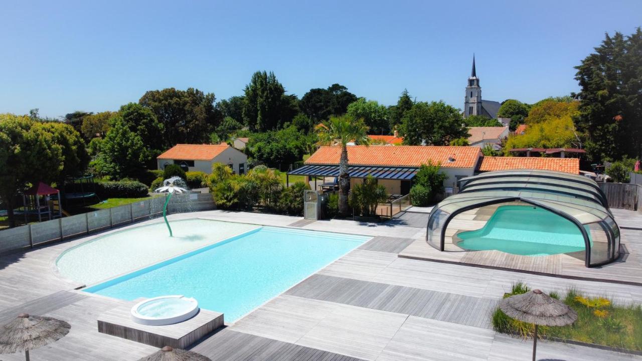 Camping Le Village De La Mer Les Moutiers Bagian luar foto