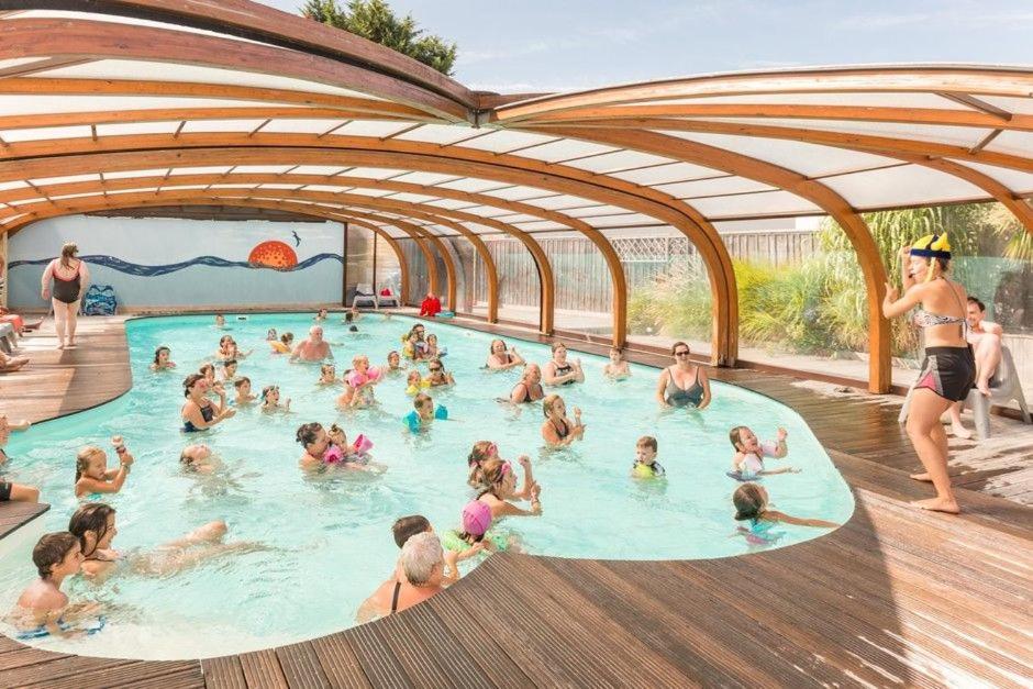 Camping Le Village De La Mer Les Moutiers Bagian luar foto